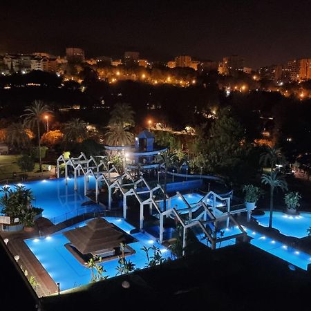 Benalbeach. Espectacular Terraza, Vistas Al Mar. بينالماذينا المظهر الخارجي الصورة